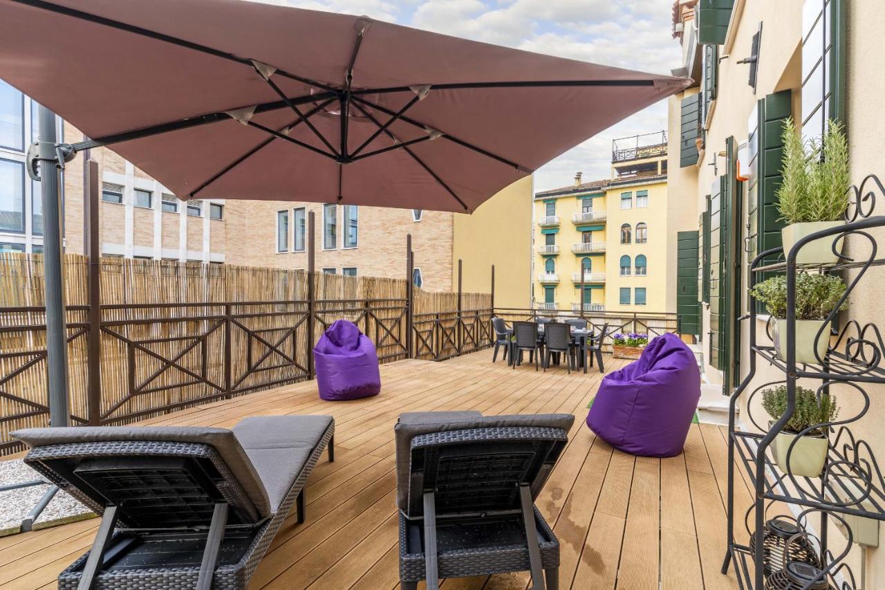 Tolentini Canal View & Terrace By Wonderful Italy เวนิส ภายนอก รูปภาพ